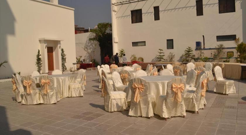 Hotel Club Denovo Butwal Exterior foto