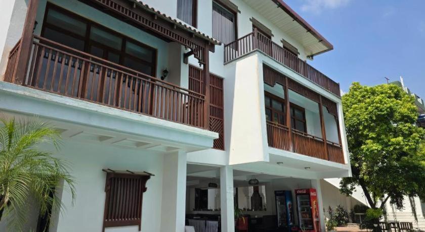 Hotel Club Denovo Butwal Exterior foto